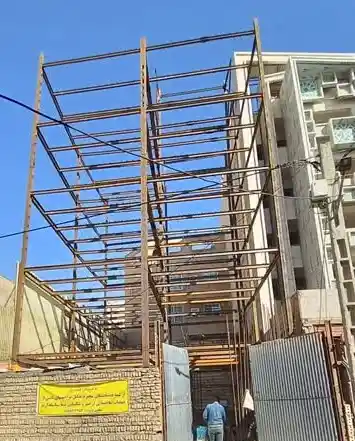 اجرای سازه فلزی پروژه خیابان امام رضا در مشهد
