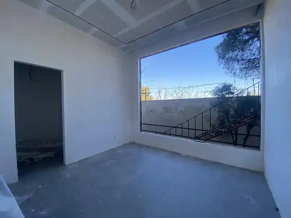 در حال نازک کاری