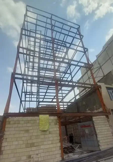 اجرای اسکلت فلزی پروژه کوشش